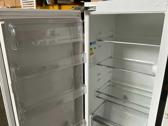 Bauknecht krie2125 koelkast - afbeelding 2 van  3