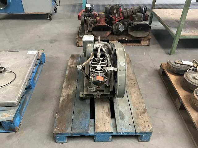 Bauknecht r1 1/2-75 luchtcompressor - afbeelding 4 van  6