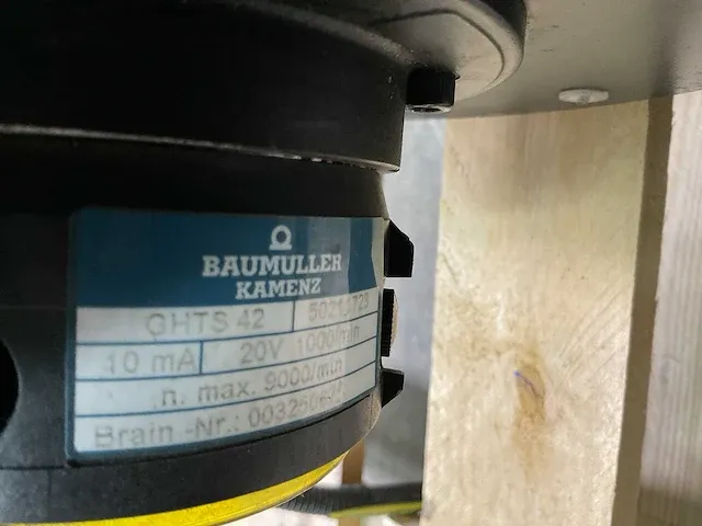 Baumuller gna 132 sn-02bt noodstroomaggregaat - afbeelding 6 van  8
