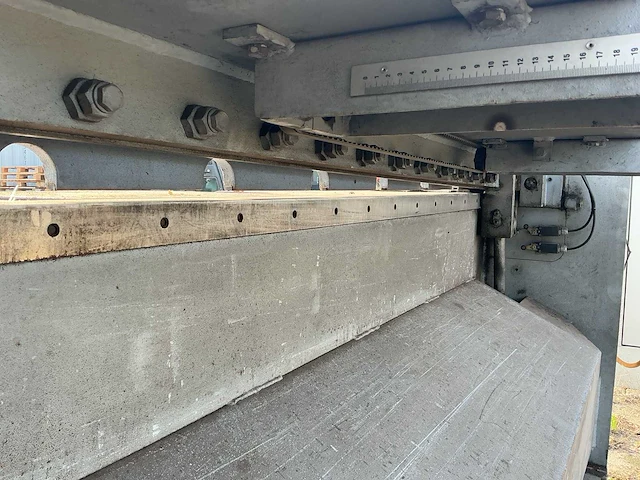 Baykal rgs 1560x3,5 guillotineschaar - afbeelding 8 van  9