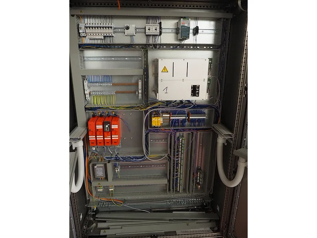 B+b automations- und steuerungstechnik gmbh - afbeelding 18 van  25