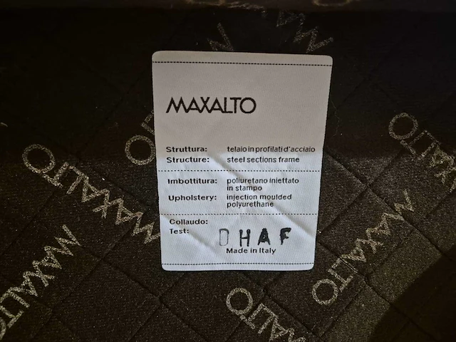B&b maxalto - amoenus - fauteuil - showroommodellen(2x) - afbeelding 11 van  11