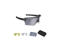 Bbb cycling fuse pc mlc zilver fietsbril - anti condens zonnebril - 3 lichtgewicht lenzen - transparant grijs - bsg-65 - afbeelding 2 van  4