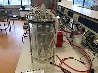 B.braun biotech 10 liter biostat b-dcu twin bioreactor opstelling - afbeelding 10 van  26