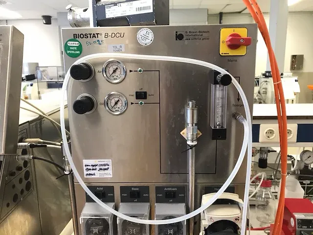 B.braun biotech 10 liter biostat b-dcu twin bioreactor opstelling - afbeelding 26 van  26
