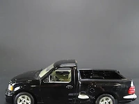 Bburago die-cast schaalmodel ford svt f150 lighting - afbeelding 2 van  5