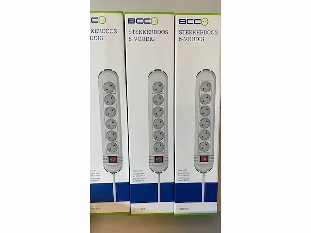 Bcc - stekkerdoos 6-voudig wit 3m kabel (144x) - afbeelding 2 van  5