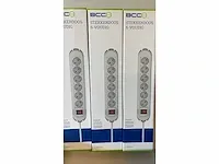 Bcc - stekkerdoos 6-voudig wit 3m kabel (144x) - afbeelding 2 van  5