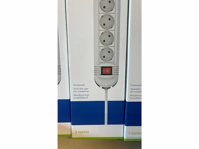 Bcc - stekkerdoos 6-voudig wit 3m kabel (144x) - afbeelding 3 van  5