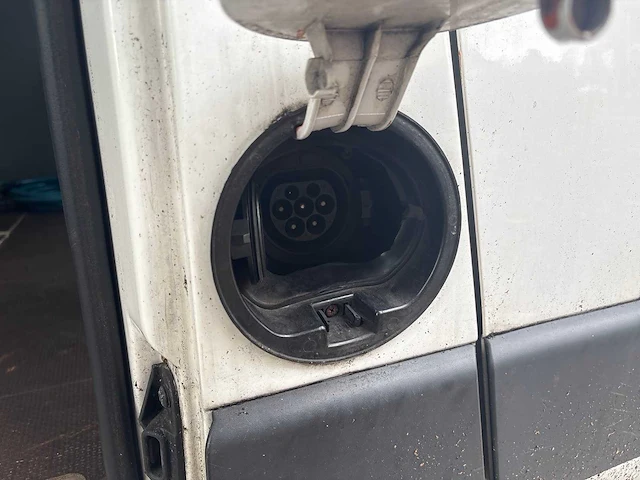 Bd - fiat ducato - elektrische bedrijfswagen ev - afbeelding 2 van  29