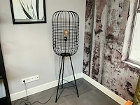 Be pure vloerlamp - afbeelding 1 van  3