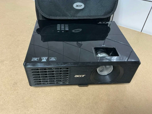 Beamer - acer - acer dlp x1110 - afbeelding 2 van  6