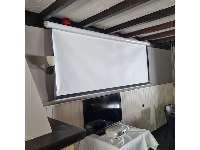 Beamer scherm met projector, televisie en luidsprekers, o.a. epson/philips - afbeelding 10 van  10