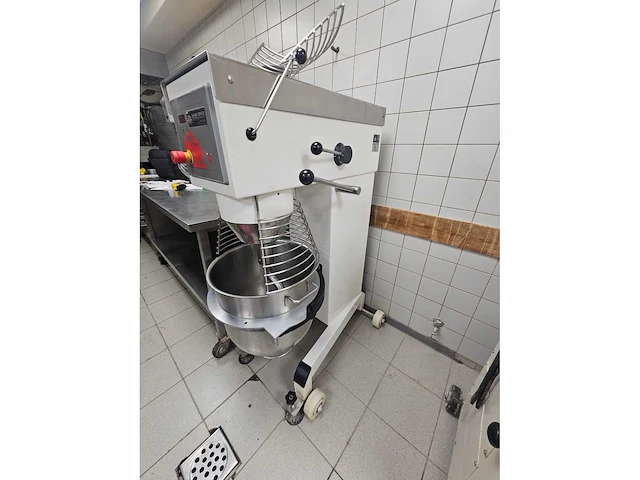 Bear - 2013 - varimixer ar60/vl1 - planeetmenger - afbeelding 10 van  12