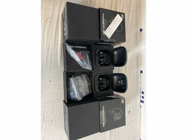 Beats powerbeats pro zwart (2x) - afbeelding 3 van  3