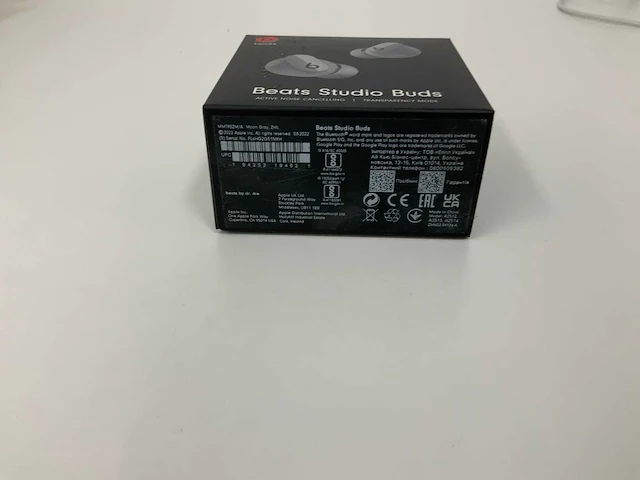 Beats studio buds grey, draadloze ruisonderdrukkende oortjes - mmt93zm/a - afbeelding 2 van  3
