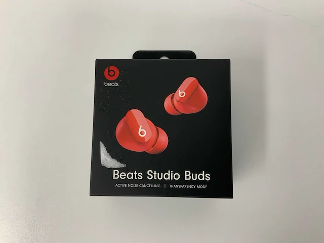 Beats studio buds red, draadloze ruisonderdrukkende oortjes - mj503zm/a - afbeelding 1 van  3