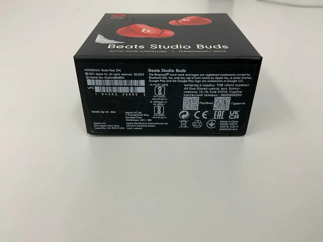 Beats studio buds red, draadloze ruisonderdrukkende oortjes - mj503zm/a - afbeelding 2 van  3