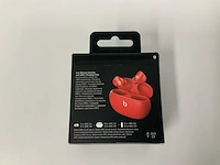 Beats studio buds red, draadloze ruisonderdrukkende oortjes - mj503zm/a - afbeelding 3 van  3