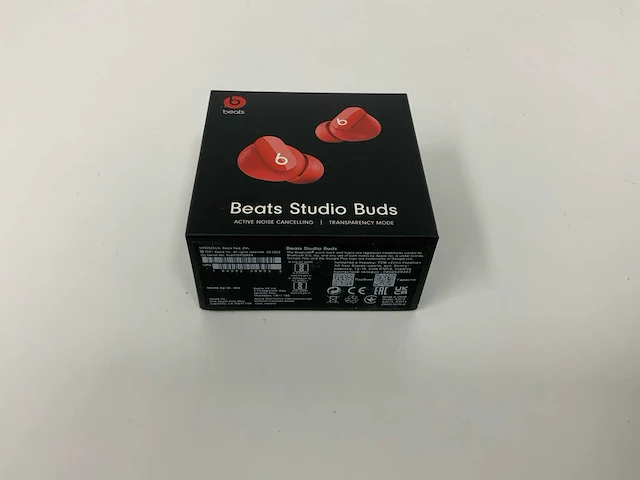 Beats studio buds red, draadloze ruisonderdrukkende oortjes - mj503zm/a - afbeelding 2 van  3
