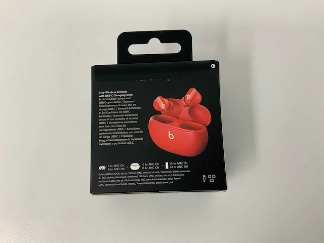Beats studio buds red, draadloze ruisonderdrukkende oortjes - mj503zm/a - afbeelding 3 van  3