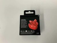 Beats studio buds red, draadloze ruisonderdrukkende oortjes - mj503zm/a - afbeelding 3 van  3