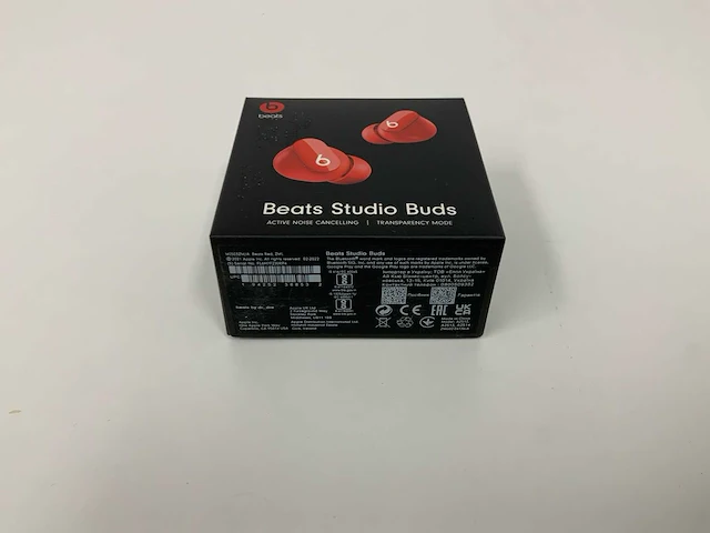 Beats studio buds red, draadloze ruisonderdrukkende oortjes - mj503zm/a - afbeelding 2 van  3