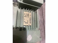 Becker - 1996 - kvt 2.100 - vacuümpomp - afbeelding 5 van  5