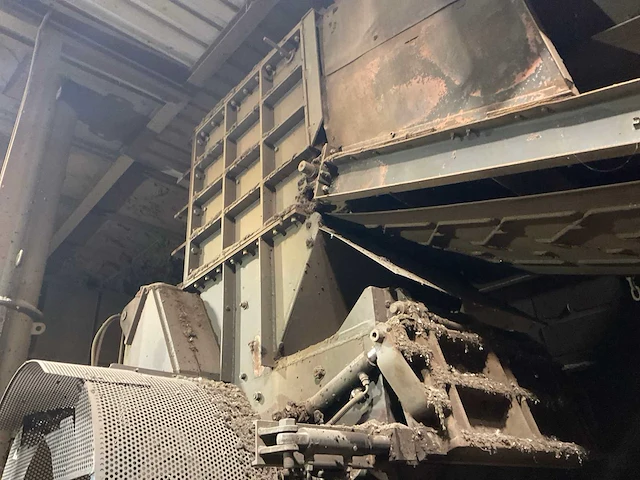 Becker 4800 hamermolen shredder - afbeelding 19 van  42