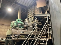 Becker 4800 hamermolen shredder