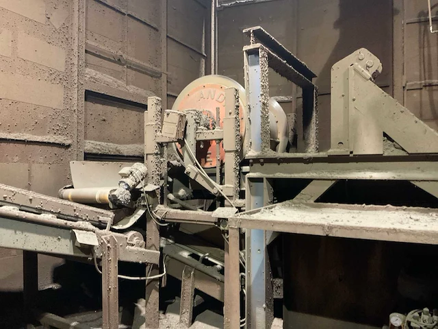 Becker 4800 hamermolen shredder - afbeelding 2 van  42