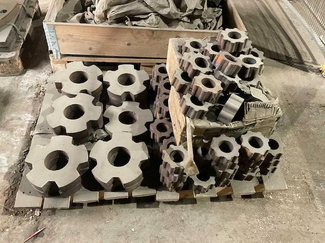 Becker 4800 hamermolen shredder - afbeelding 31 van  42