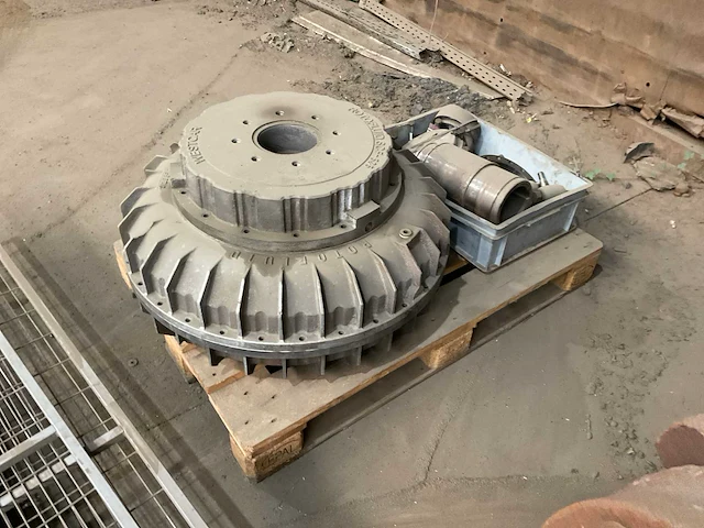 Becker 4800 hamermolen shredder - afbeelding 41 van  42