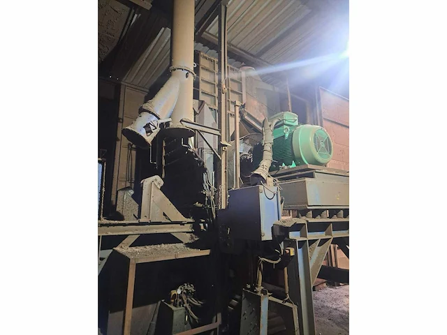 Becker 4800 hamermolen shredder - afbeelding 7 van  42