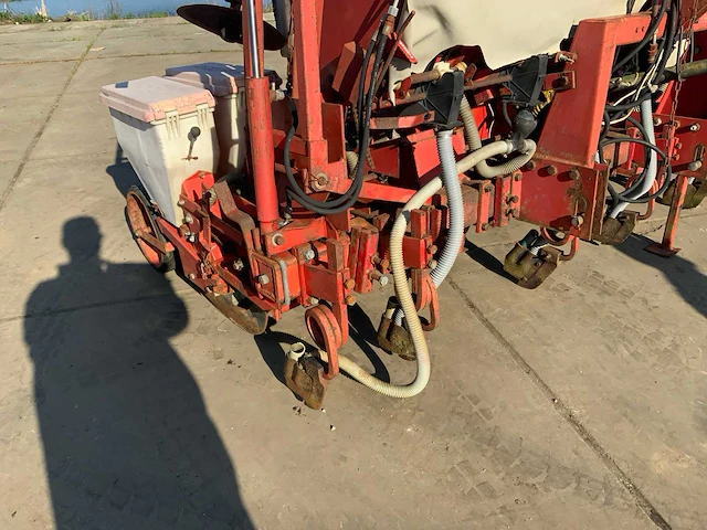 Becker aeromat t6z zaaimachine - afbeelding 14 van  25