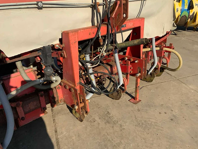 Becker aeromat t6z zaaimachine - afbeelding 15 van  25