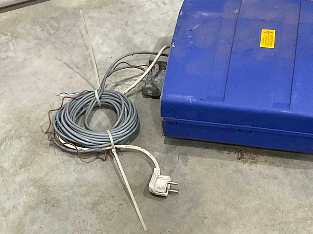 Becker bom 600 automatische besturing voor o.a. zonneschermen - afbeelding 5 van  6
