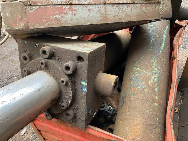Becker dortmund hst 250 schroot pers/knip machine - afbeelding 16 van  37