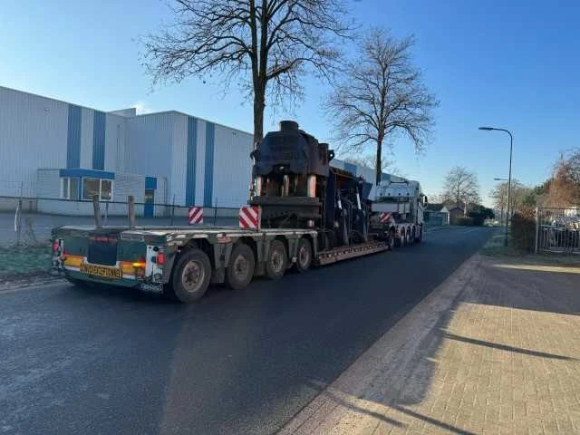 Becker dortmund hst 250 schroot pers/knip machine - afbeelding 37 van  37
