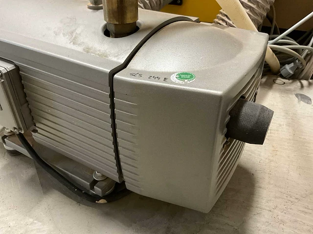 Becker fdr905/95 4p vacuümpomp - afbeelding 3 van  5