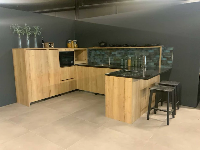 Beckerman tessina oak natural keuken u-opstelling - afbeelding 12 van  21
