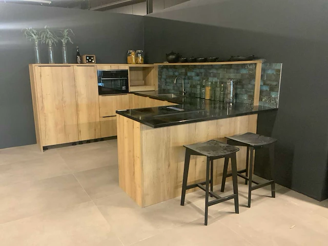 Beckerman tessina oak natural keuken u-opstelling - afbeelding 15 van  21