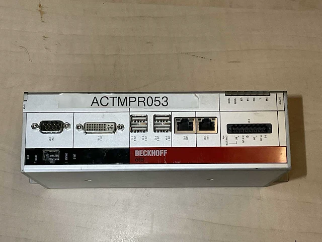 Beckhoff c6920-1114-0050 industriële pc (2x) - afbeelding 1 van  3