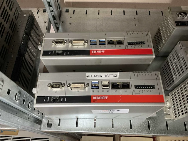Beckhoff c6920-1114-0050 industriële pc (2x) - afbeelding 2 van  3