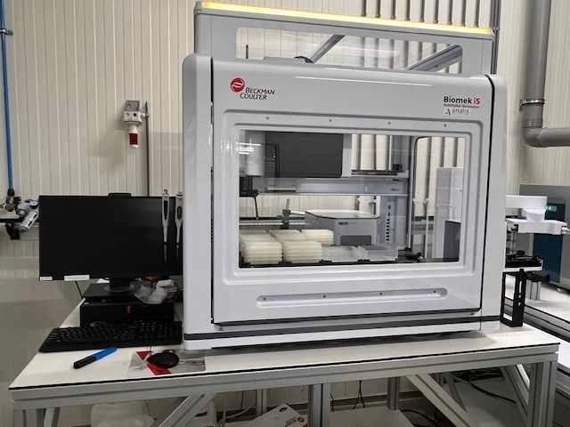Beckman coulter / analis - 2023 - biomek i5 - - afbeelding 1 van  4