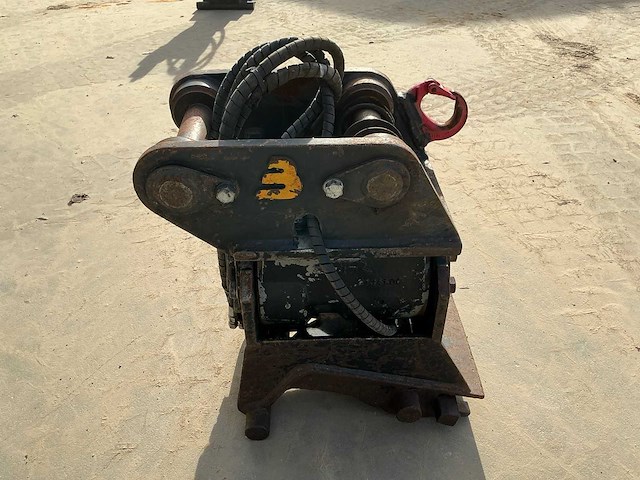 Beco ksw1h takeuchi tb285 kantelstuk - afbeelding 3 van  9