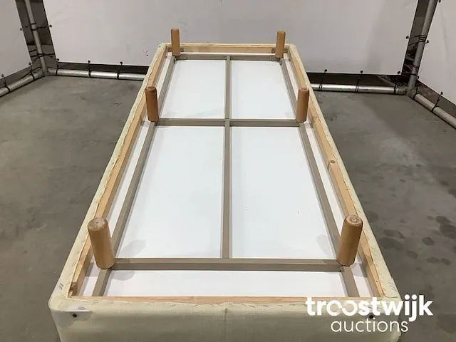 Bed 200x80 cm - afbeelding 4 van  4