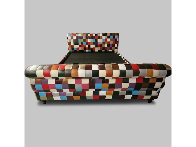 Bed chesterfield, chester, meerkleurig - afbeelding 1 van  4