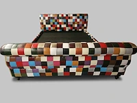 Bed chesterfield, chester, meerkleurig - afbeelding 1 van  4