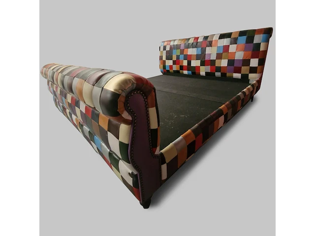 Bed chesterfield, chester, meerkleurig - afbeelding 2 van  4